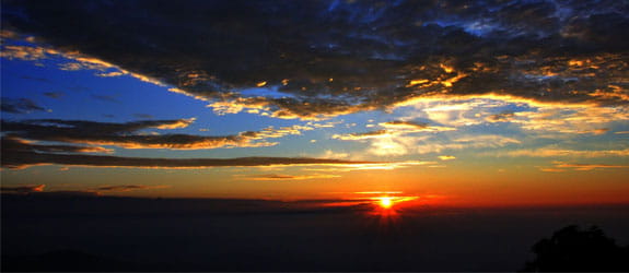 Feel the sunrise at Tiger Hills