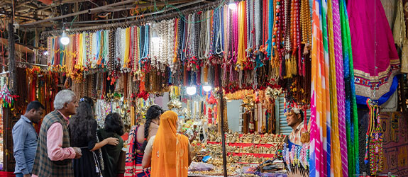 Bazaar Hopping & Crafts